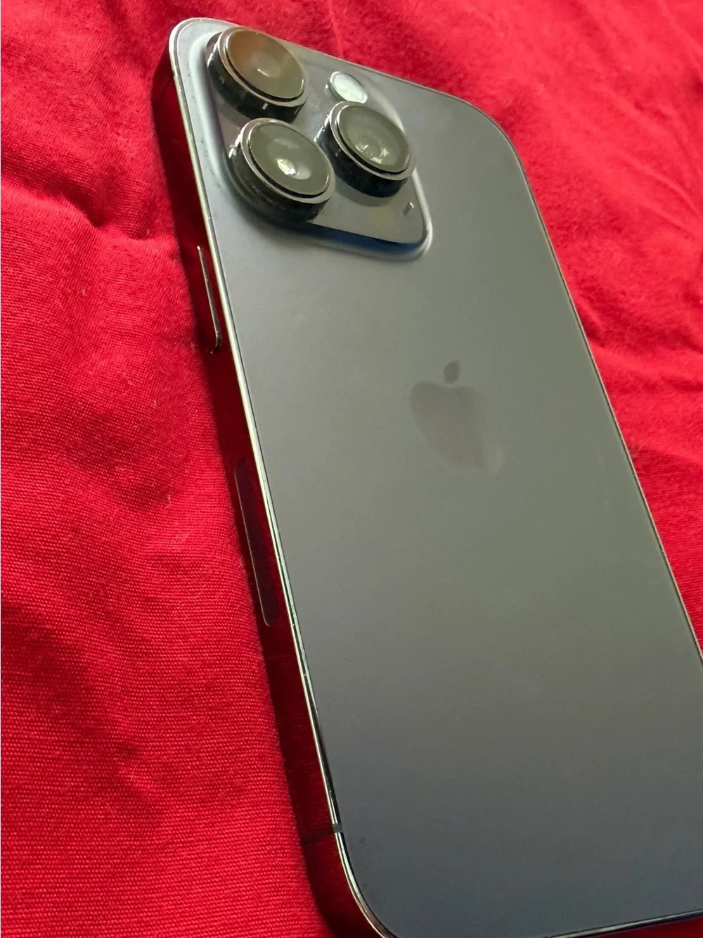 Apple iPhone  14 pro 128 gb  - Space Gray no carrier restrictions (unlocked)